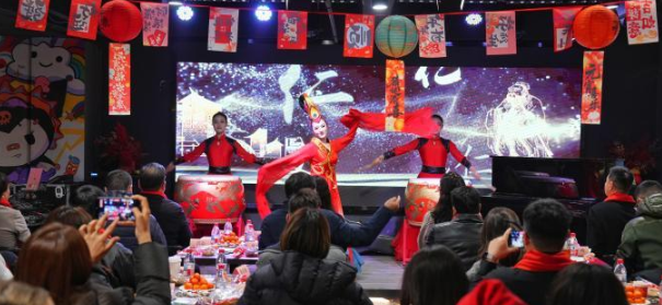 �人�۰�̨�Ȱ�����һ�û���Բ