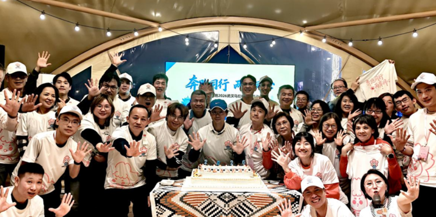 ����ǣ�������� ��̨���彻��������