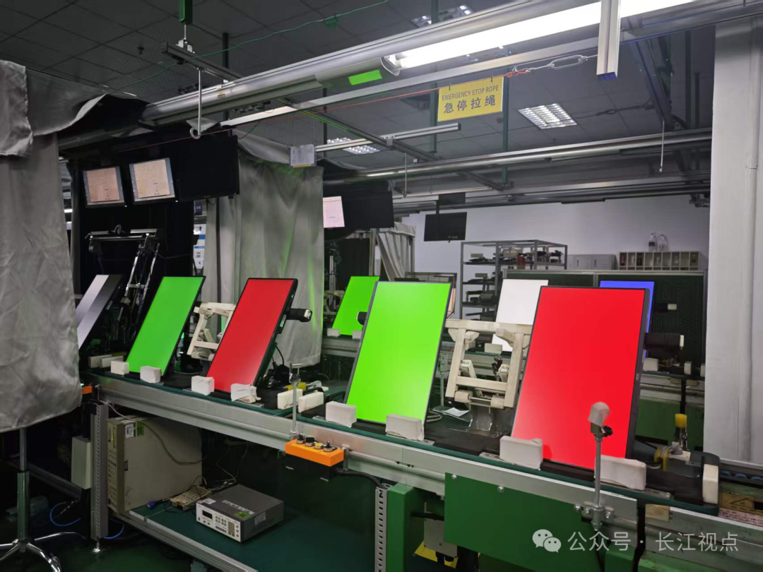8������һ̨���人���ܹ���������ʾ������ȫ�̡����ֱ����ȡ�